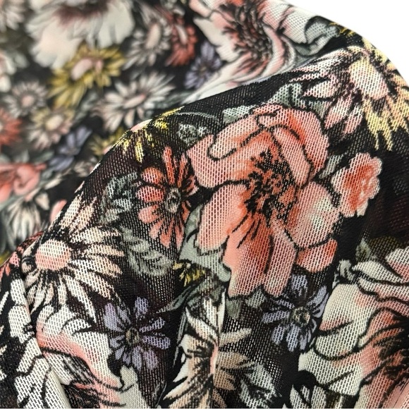 FOREVER 21 - NWT - FLORAL SWEETHEART CROP TOP - SIZE XL - VERY FEMININE B3 - Picture 4 of 14